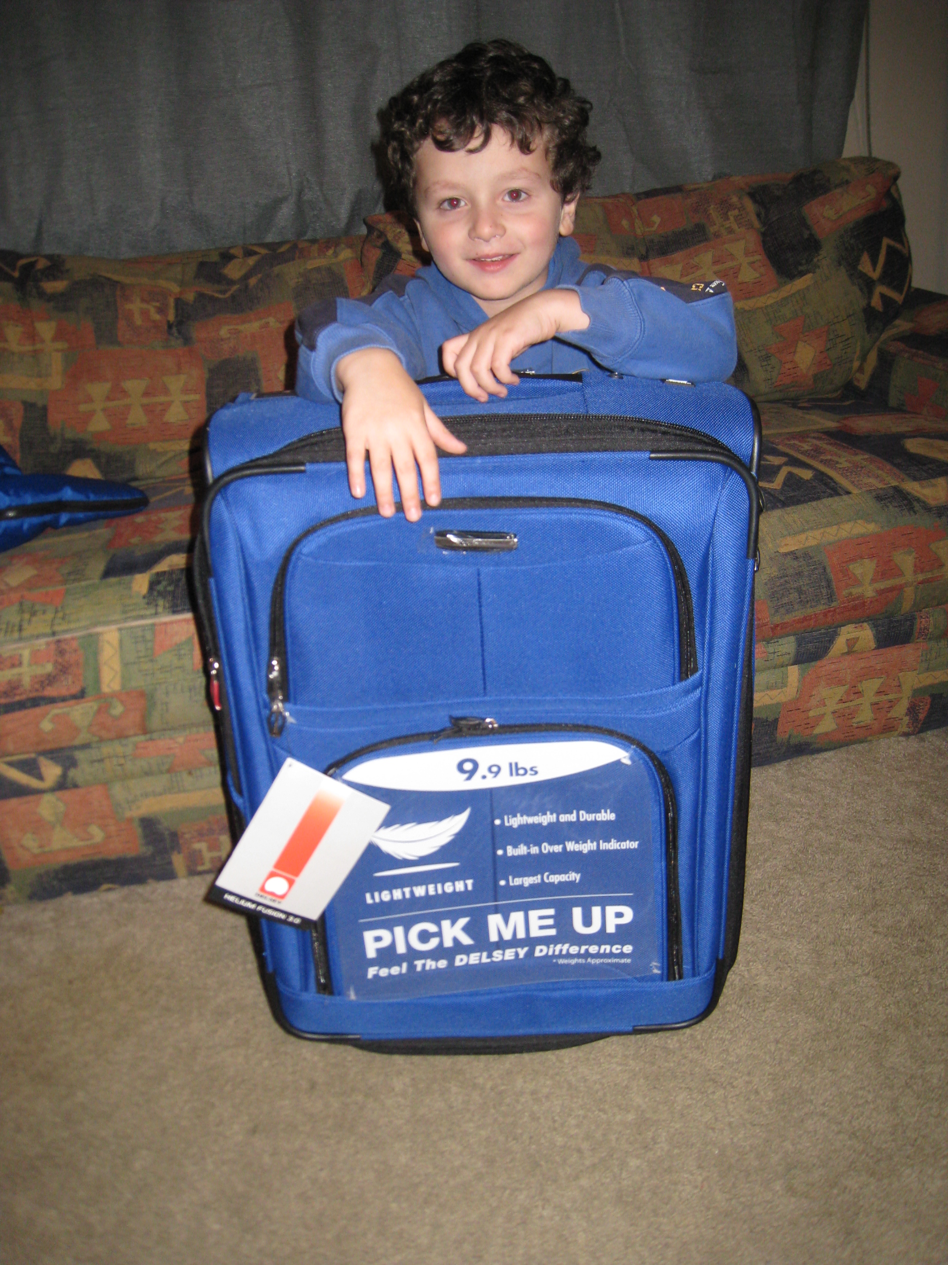 suitcase with weight indicator