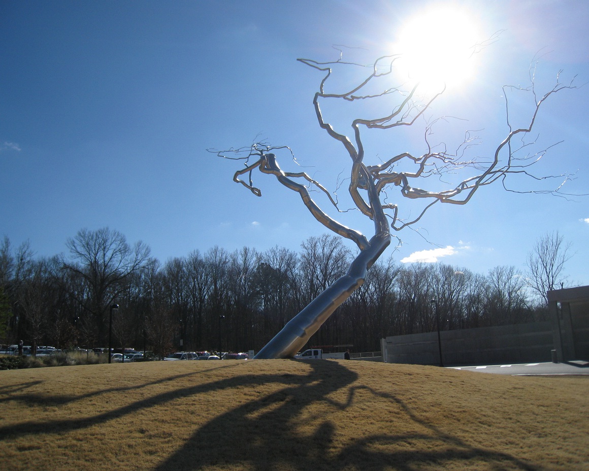 "Yield", stainless steel, metal, and pipework tree at entrance of  Crystal Bridges Museum of American Art by artist Roxy Paine (2011), Bentonville, AR